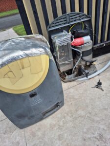 Sliding gate motor repair and servicing on the Gold Coast